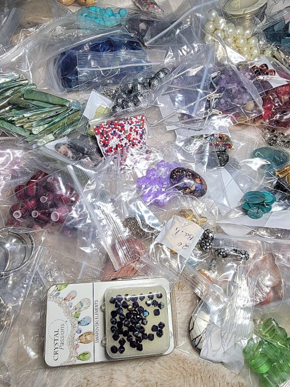 HUGE 5lb Destash Lot of Jewelry Making Beads Findings Cabachons Various Mats #A